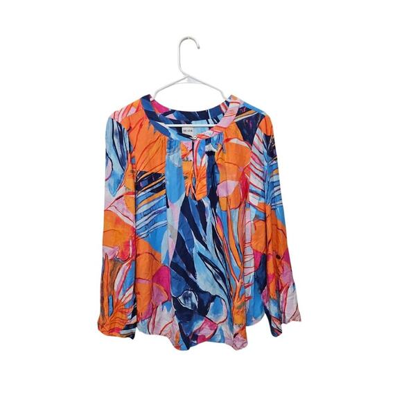 NIC+ZOE Tops - NIC+ZOE Tropical Mirage Top Allover Print Roll Tab Sleeve 100% EcoVero 1X Plus